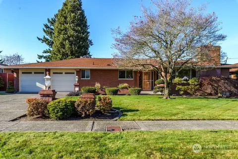1407 G St SE, Auburn, WA 98002