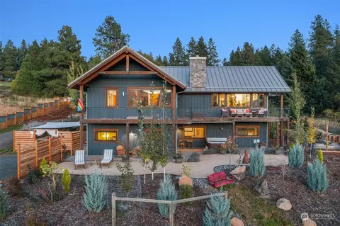 706 Balsingers Orchard Rd, White Salmon, WA 98672