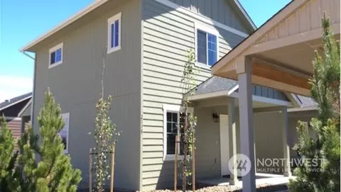 2118 Roper Ln, Wenatchee, WA 98801