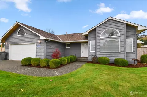 20032 Hill Vue St, Burlington, WA 98233