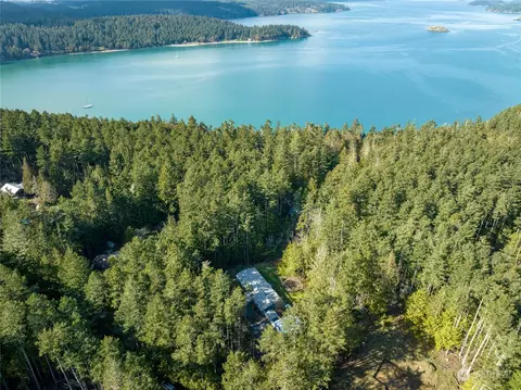 626 Pavey Blvd, Lopez Island, WA 98261