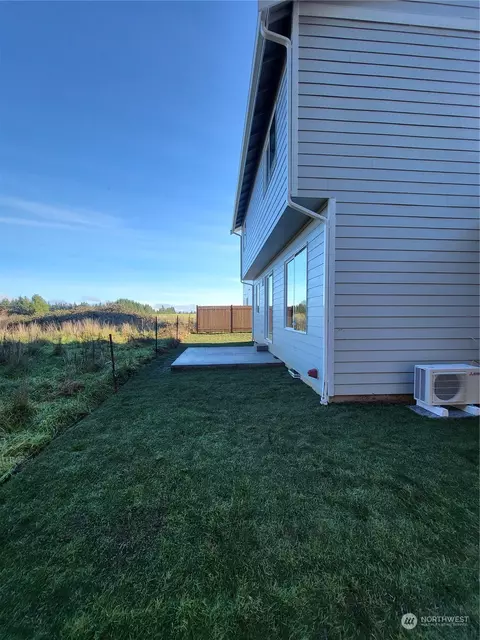 1026 Peach Rd, Winlock, WA 98596 photo 4