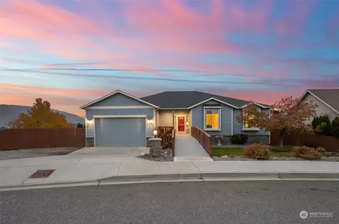 154 S Meadowbrook Ln, East Wenatchee, WA 98802