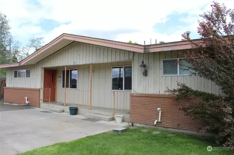 1808 Evergreen St, Walla Walla, WA 99362