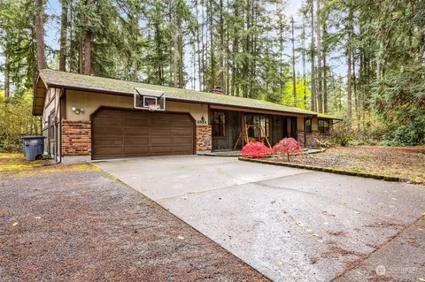6924 248th St E, Graham, WA 98338