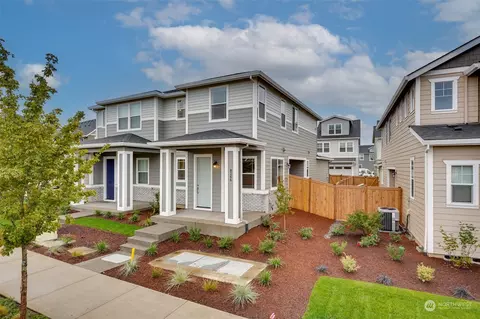 15424 208th Ave E #165, Bonney Lake, WA 98391