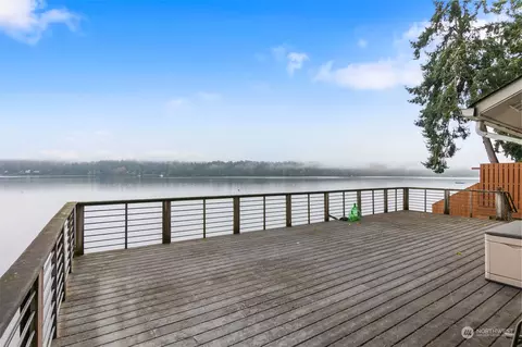 4821 Sunrise Beach Rd NW, Olympia, WA 98502