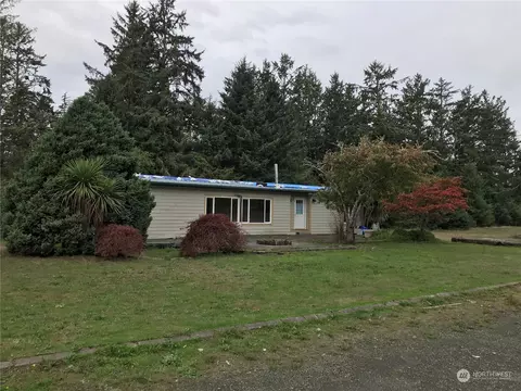 25210 Z Pl, Ocean Park, WA 98640