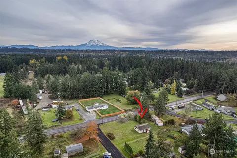 5323 254th St E, Graham, WA 98338