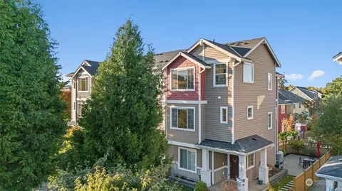 3012 SW Bataan St, Seattle, WA 98126
