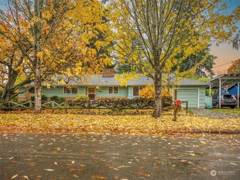 1709 Garrison St NE, Olympia, WA 98506