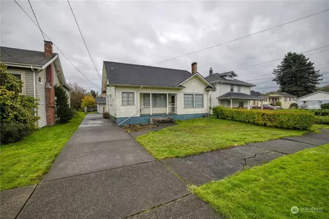 721 3rd St, Hoquiam, WA 98550