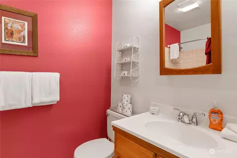 113 N East Center St #A2, Chelan, WA 98816 photo 35
