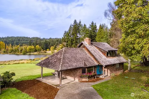 5122 Bayview Rd, Langley, WA 98260
