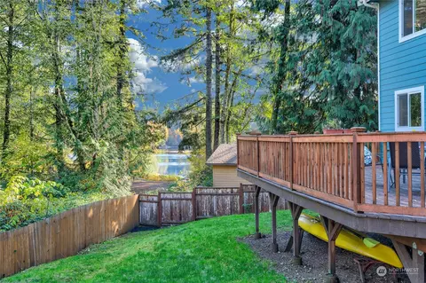 14207 Lakeview Way NW, Gig Harbor, WA 98329