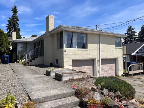 860 NW 85th St, Seattle, WA 98117