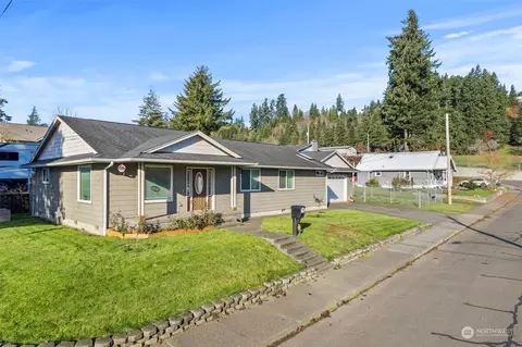 703 Church St N, Montesano, WA 98563