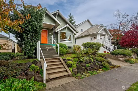 124 NE 58th St, Seattle, WA 98105