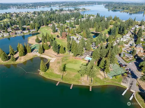 3505 197th Avenue Ct E, Lake Tapps, WA 98391
