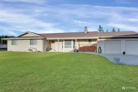 8023 207th St E, Spanaway, WA 98387