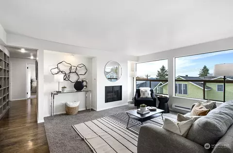 5711 Phinney Ave N #203, Seattle, WA 98103