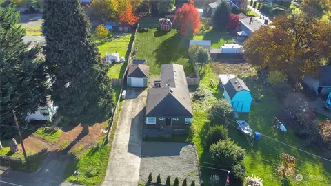 12504 Valley Ave E, Puyallup, WA 98372