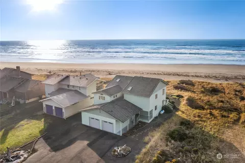 413 Dune Crest Dr, Westport, WA 98595
