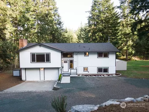 2742 Umatilla Dr, Oak Harbor, WA 98277