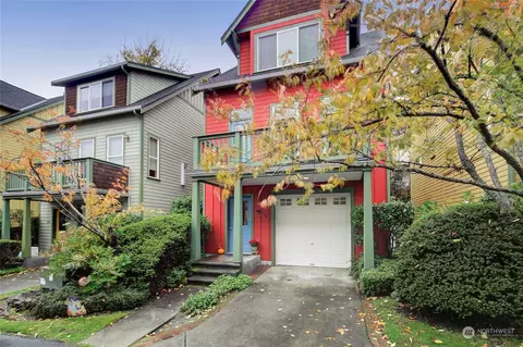 136 Sadie Ln NW #7, Bainbridge Island, WA 98110