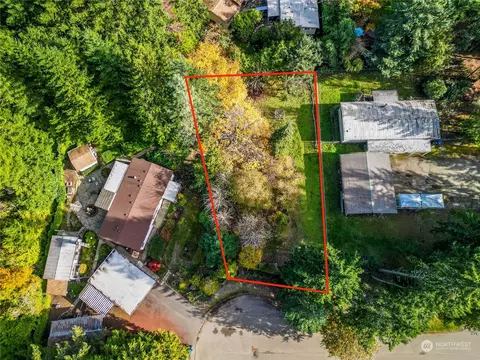4909 Barbara Ln SE, Olalla, WA 98359