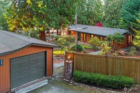 493 Ridge Ln NE, Bremerton, WA 98311
