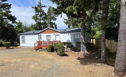 30109 O Pl, Ocean Park, WA 98640