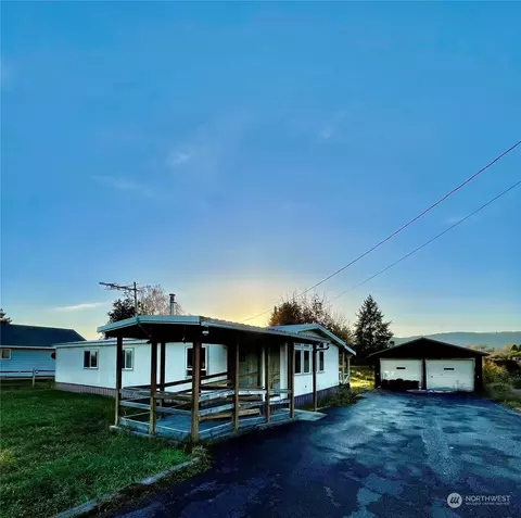 85 Duck Lake Rd, Omak, WA 98841