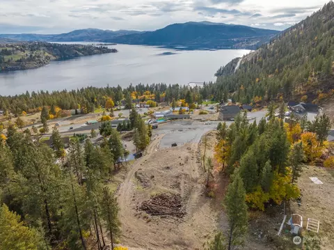 382 Mcclosky Dr, Chelan, WA 98816