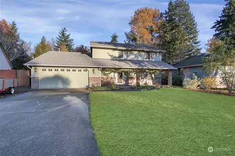5286 Lake Hills St SE, Lacey, WA 98513