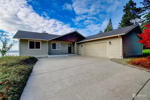 3522 Sundance Ln, Camano Island, WA 98282