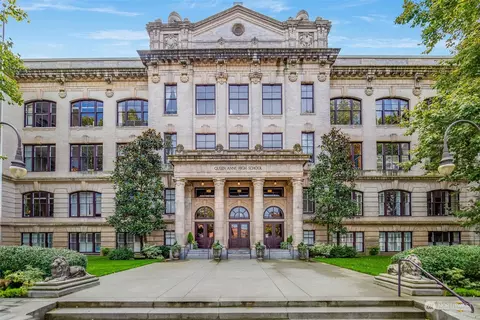 201 Galer St #410, Seattle, WA 98109