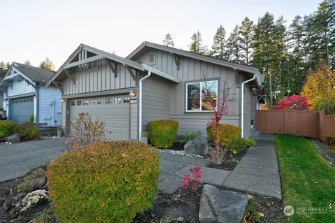 4835 Bend Dr NE, Lacey, WA 98516