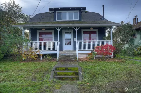 1524 S 56th St, Tacoma, WA 98408