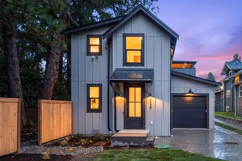 9520 14th Ave NW, Seattle, WA 98117
