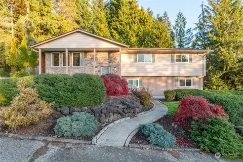 18 City View Blvd, Longview, WA 98632