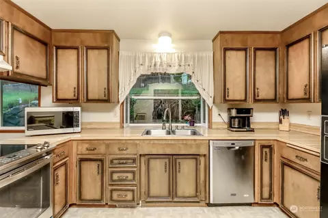 1912 286th St E, Roy, WA 98580 photo 9