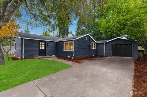 18412 12th Ave NE, Shoreline, WA 98155