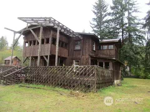 18415 Elkhorn Blvd, Orting, WA 98360 photo 2