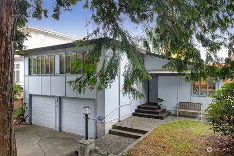 14020 37th Ave NE, Seattle, WA 98125