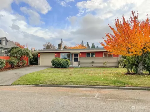 110 Dolan Ave, Port Angeles, WA 98362