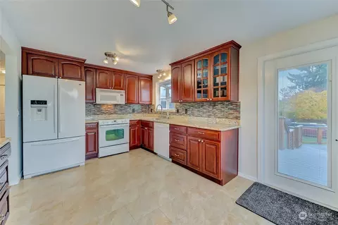 4227 Grand Ave, Everett, WA 98203 photo 9