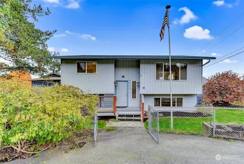 4227 Grand Ave, Everett, WA 98203 photo 2