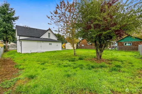 916 SE Front St, Winlock, WA 98596 photo 16