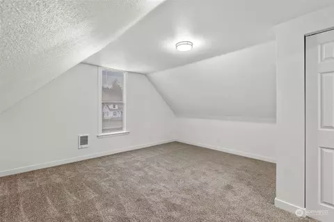 916 SE Front St, Winlock, WA 98596 photo 12